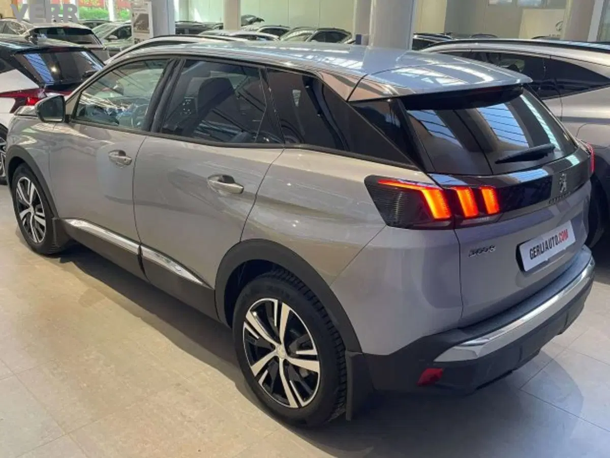 Peugeot 3008 usata a Milano (7)