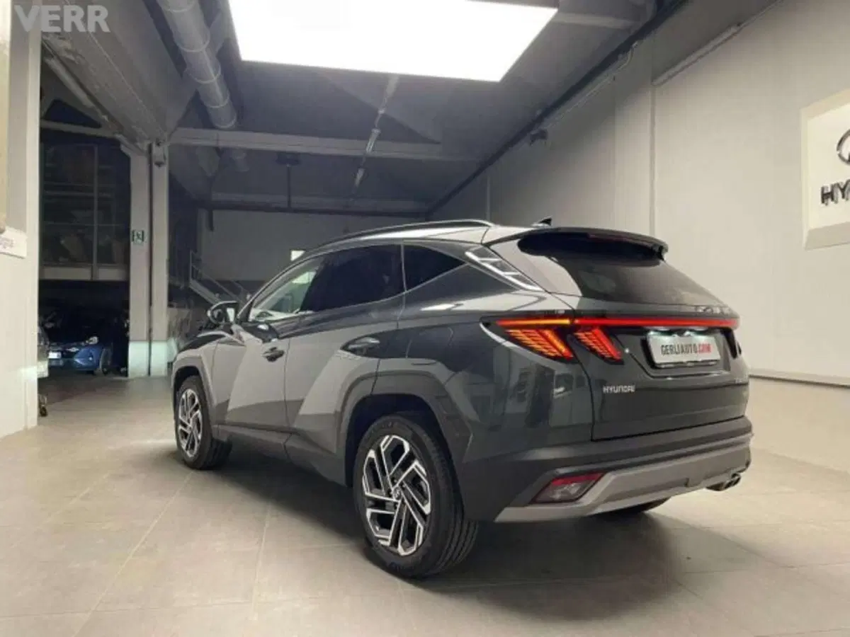 Hyundai Tucson nuova a Milano (9)