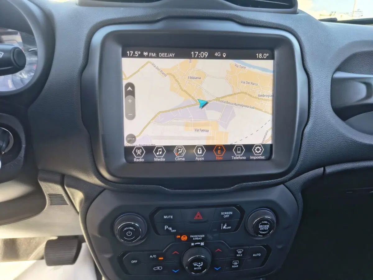 Jeep Renegade usata a Firenze (12)