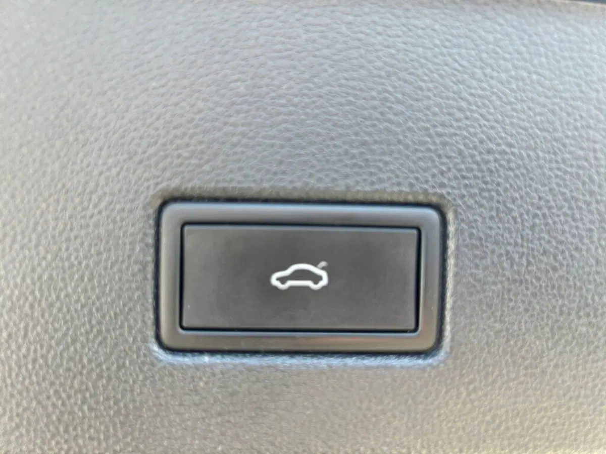 Volkswagen T-Roc usata a Verona (13)