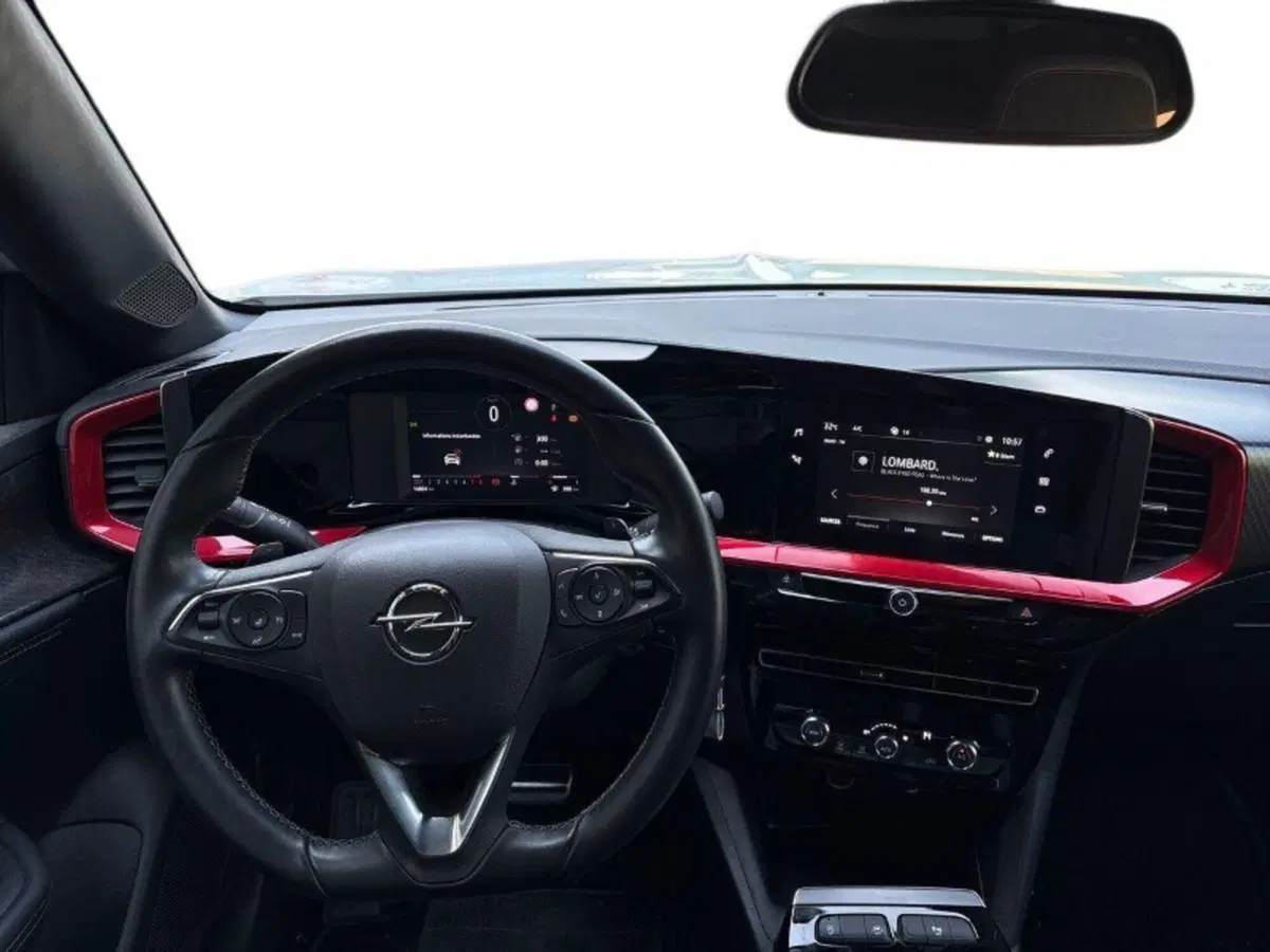 Opel Mokka usata a Lecco (8)