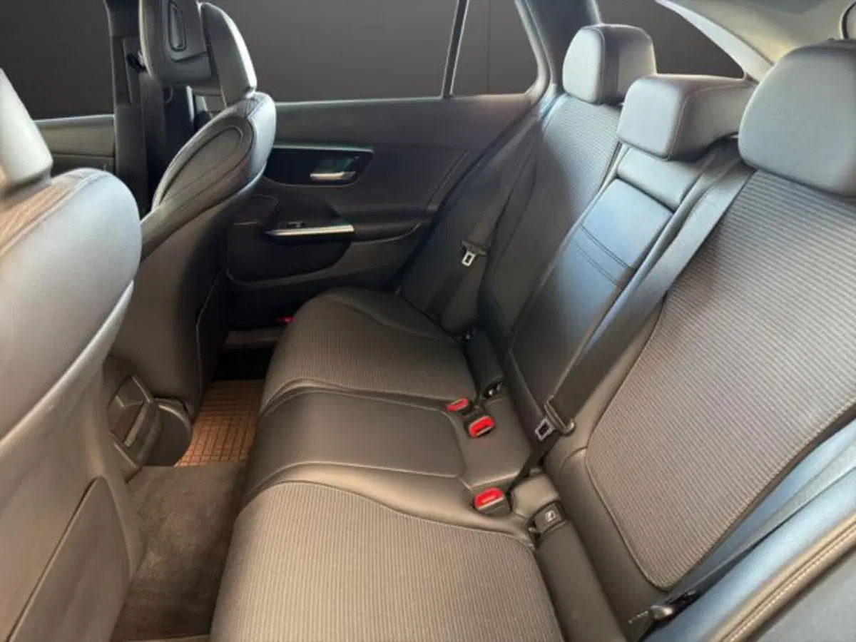 Mercedes-Benz Classe C Station Wagon usata a Milano (12)