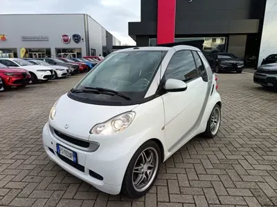 smart Fortwo Cabrio 1000 72 kW cabrio BRABUS del 2016 usata a Alessandria