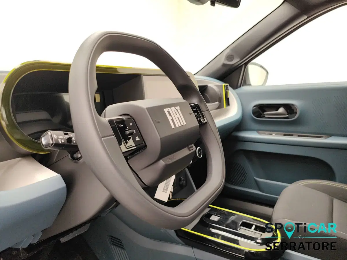 Fiat Grande Panda nuova a Como (8)