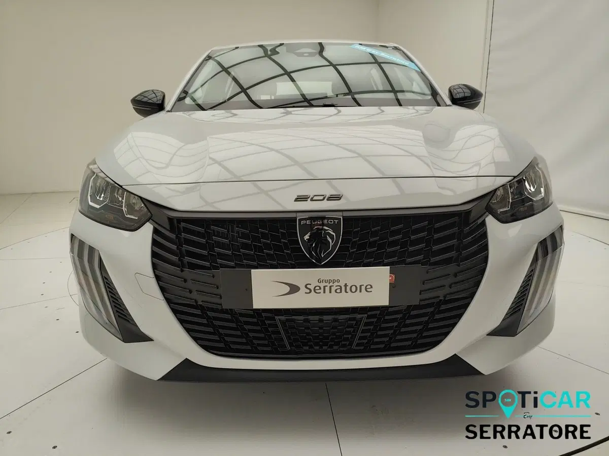 Peugeot 208 nuova a Como (2)