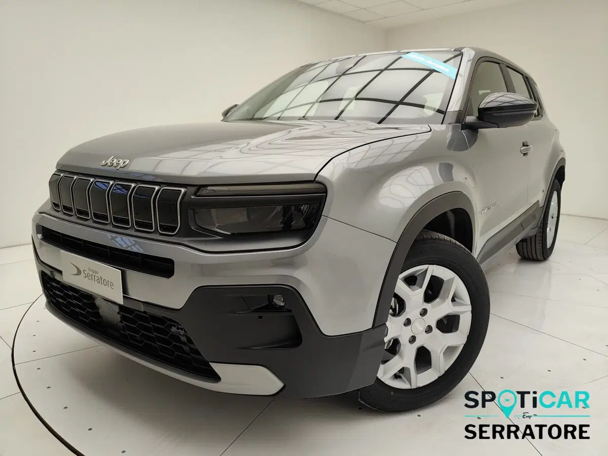 Jeep Avenger nuova a Como