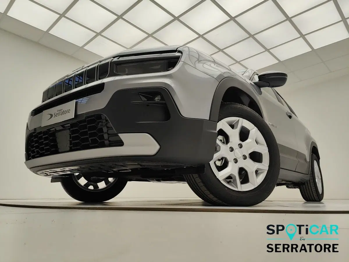 Jeep Avenger nuova a Como (12)