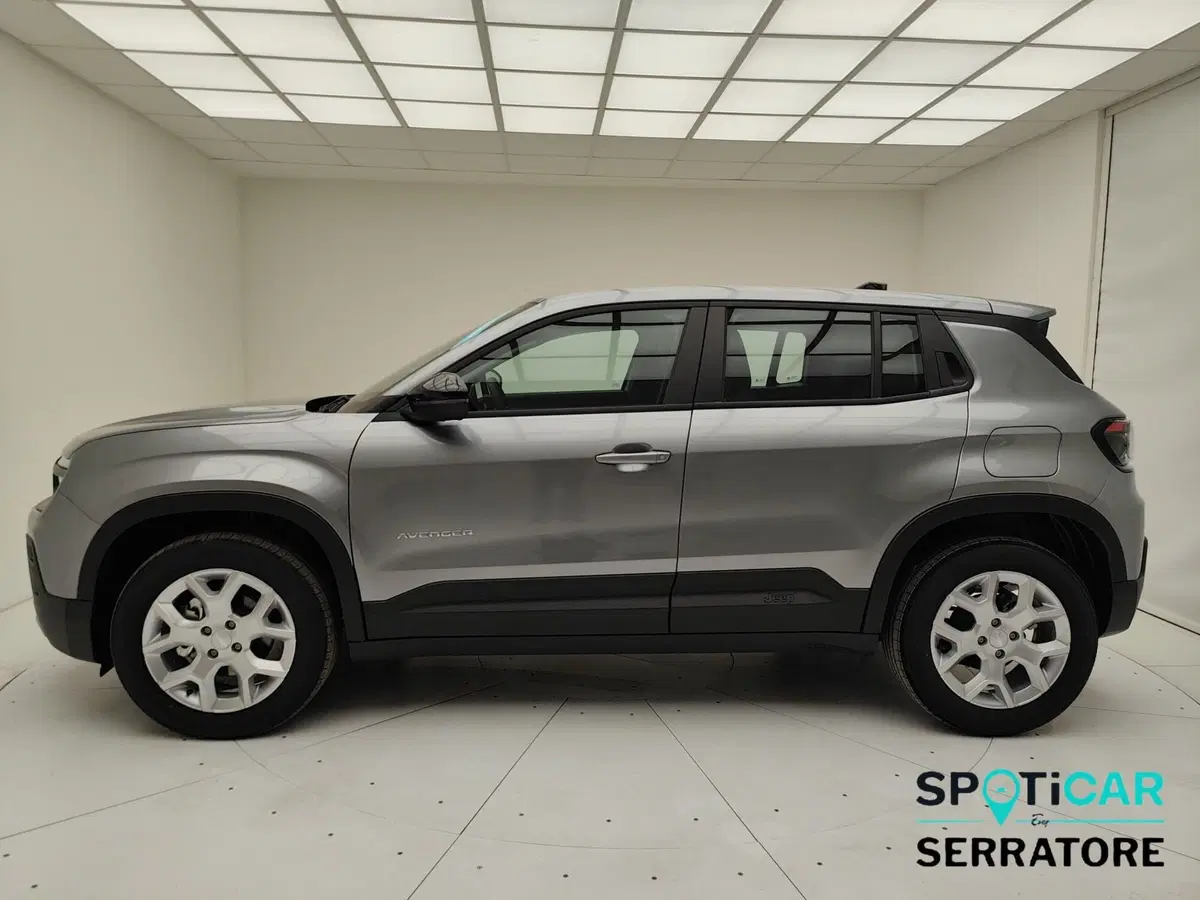 Jeep Avenger nuova a Como (18)