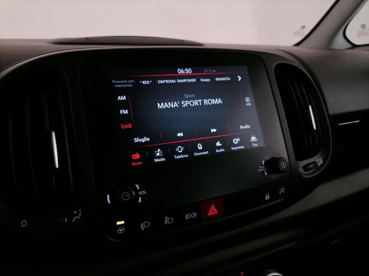 Fiat 500L usata a Roma (15)