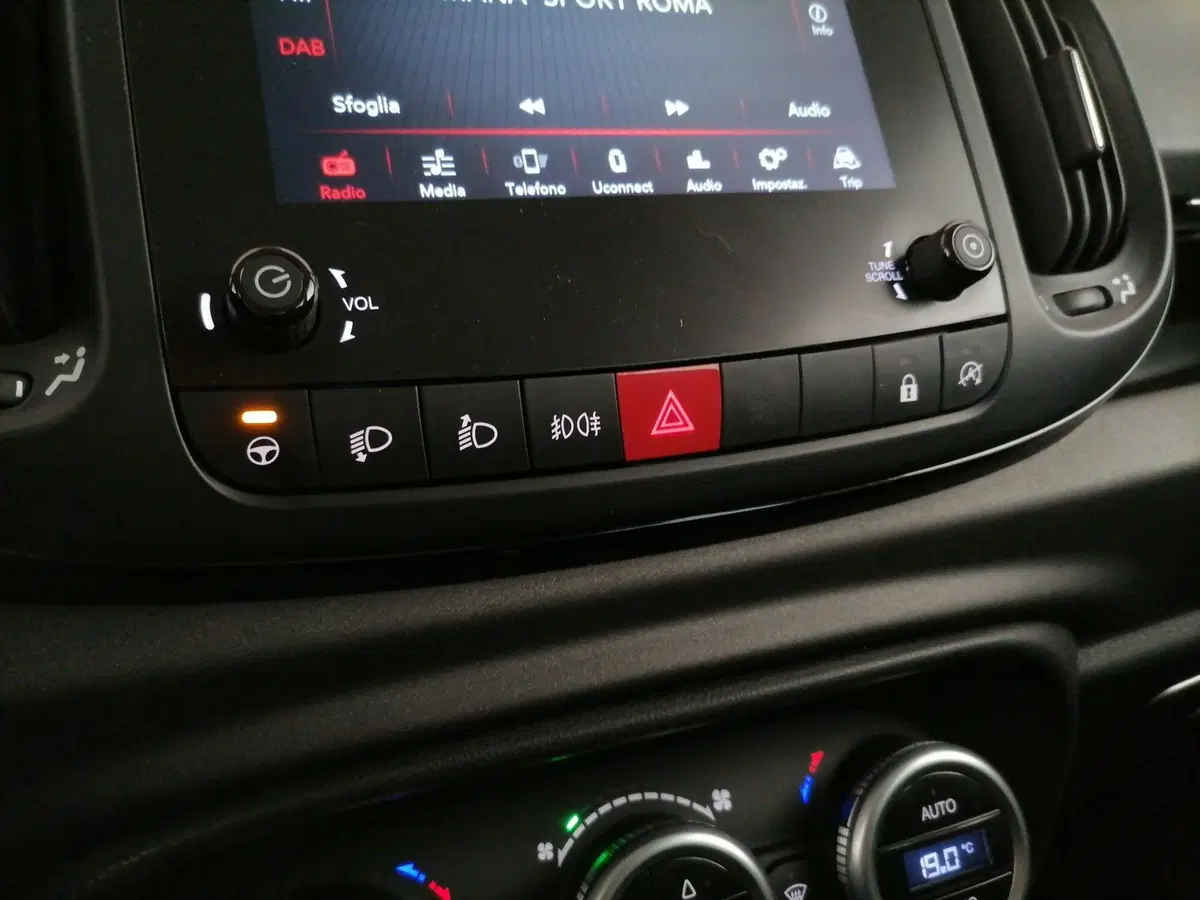 Fiat 500L usata a Roma (17)