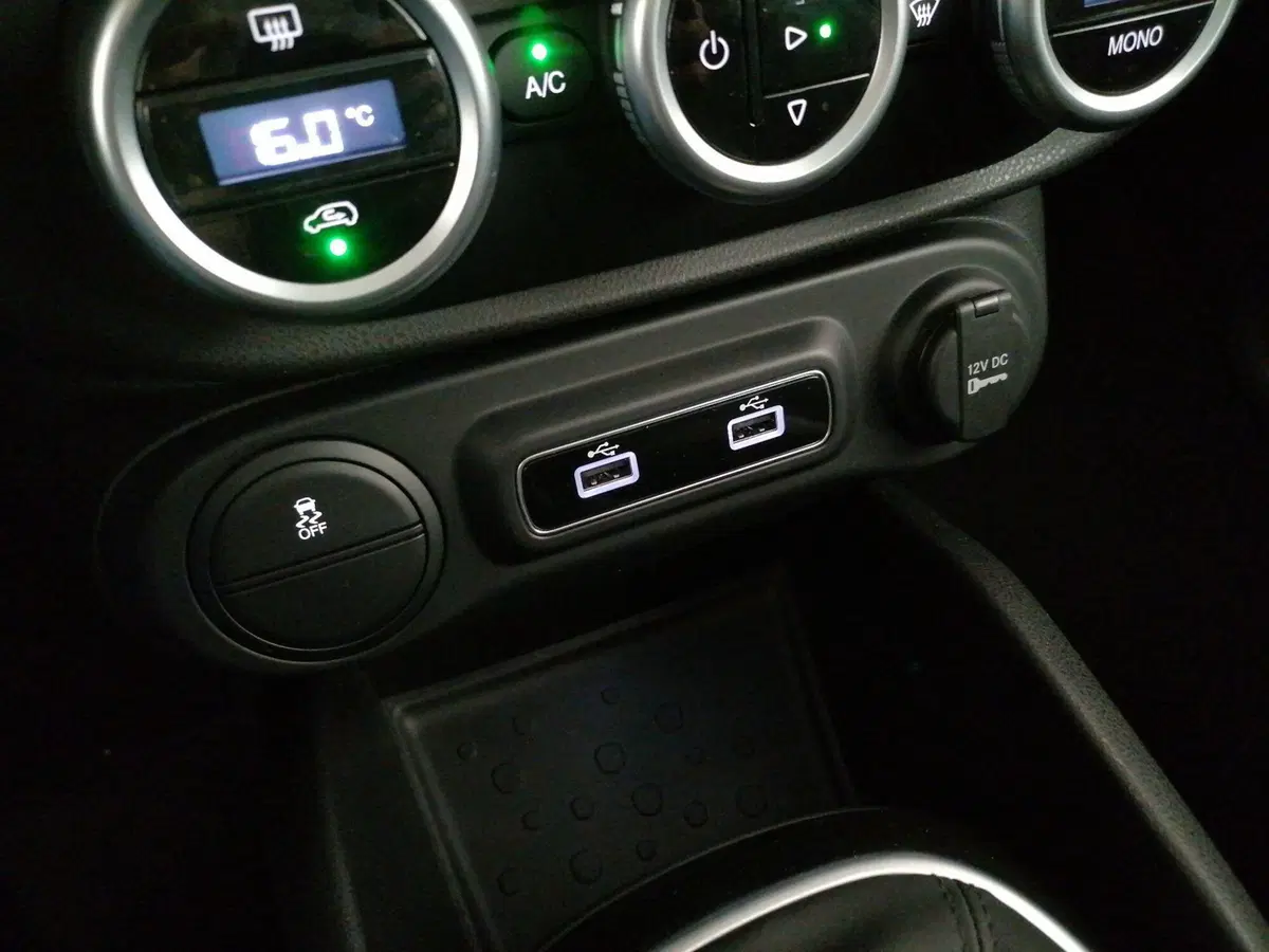 Fiat 500L usata a Roma (18)