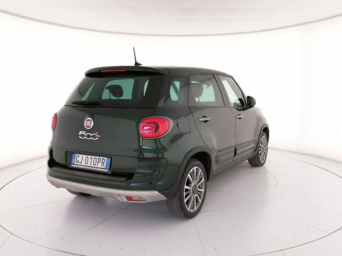 Fiat 500L usata a Roma (2)