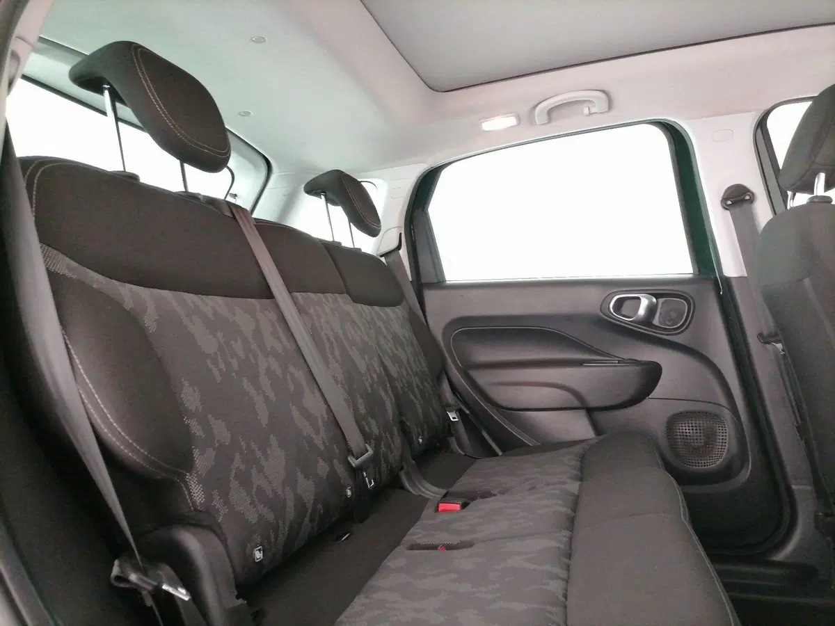 Fiat 500L usata a Roma (8)