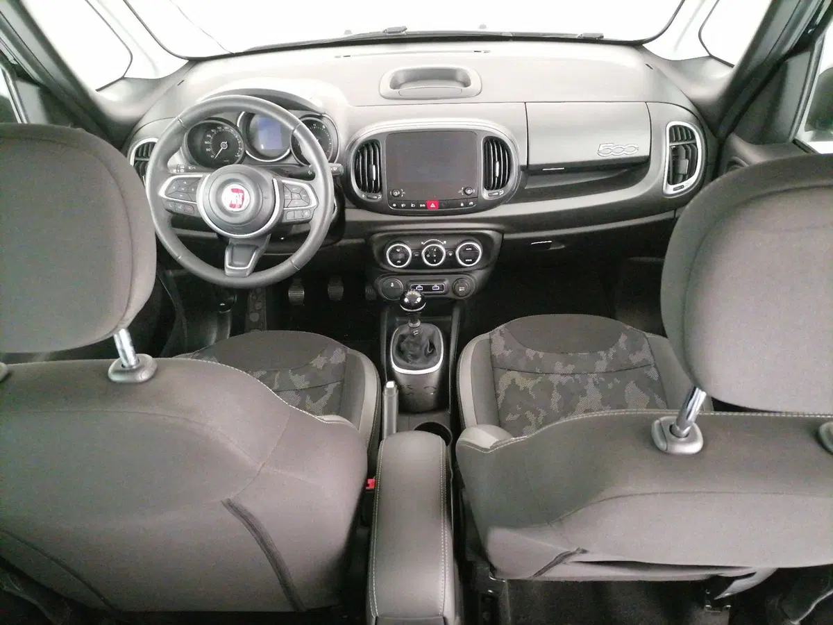 Fiat 500L usata a Roma (9)