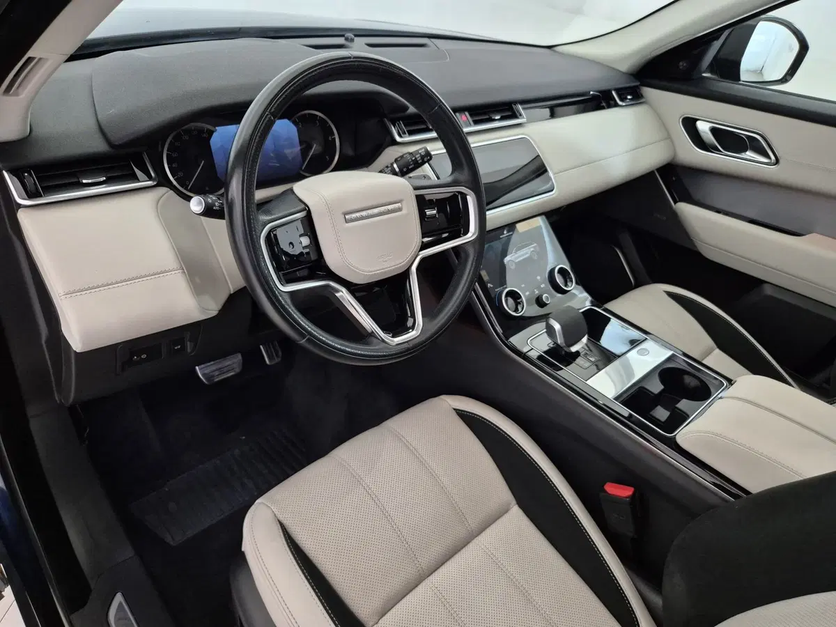 Land Rover Range Rover Velar usata a Torino (17)