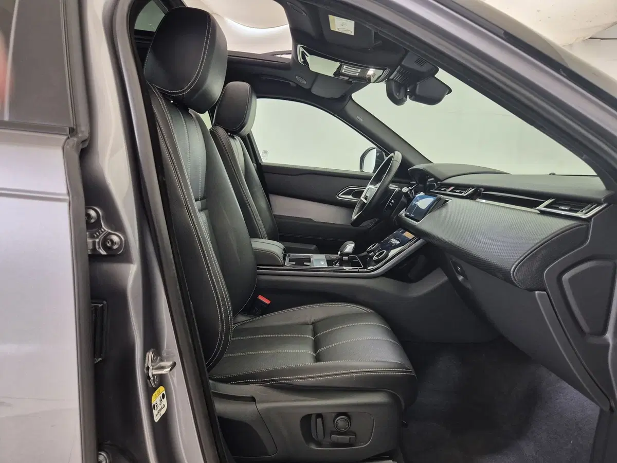 Land Rover Range Rover Velar usata a Torino (11)