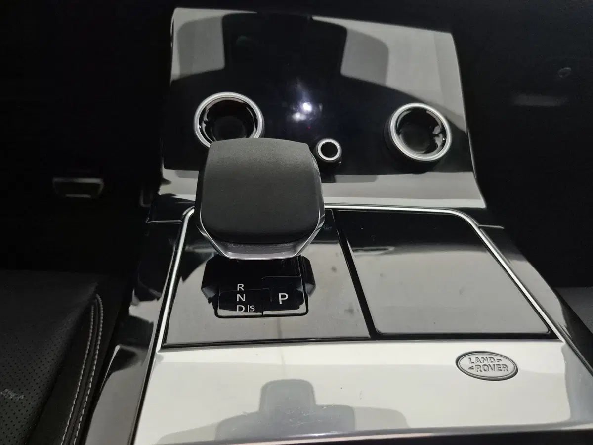 Land Rover Range Rover Velar usata a Torino (14)