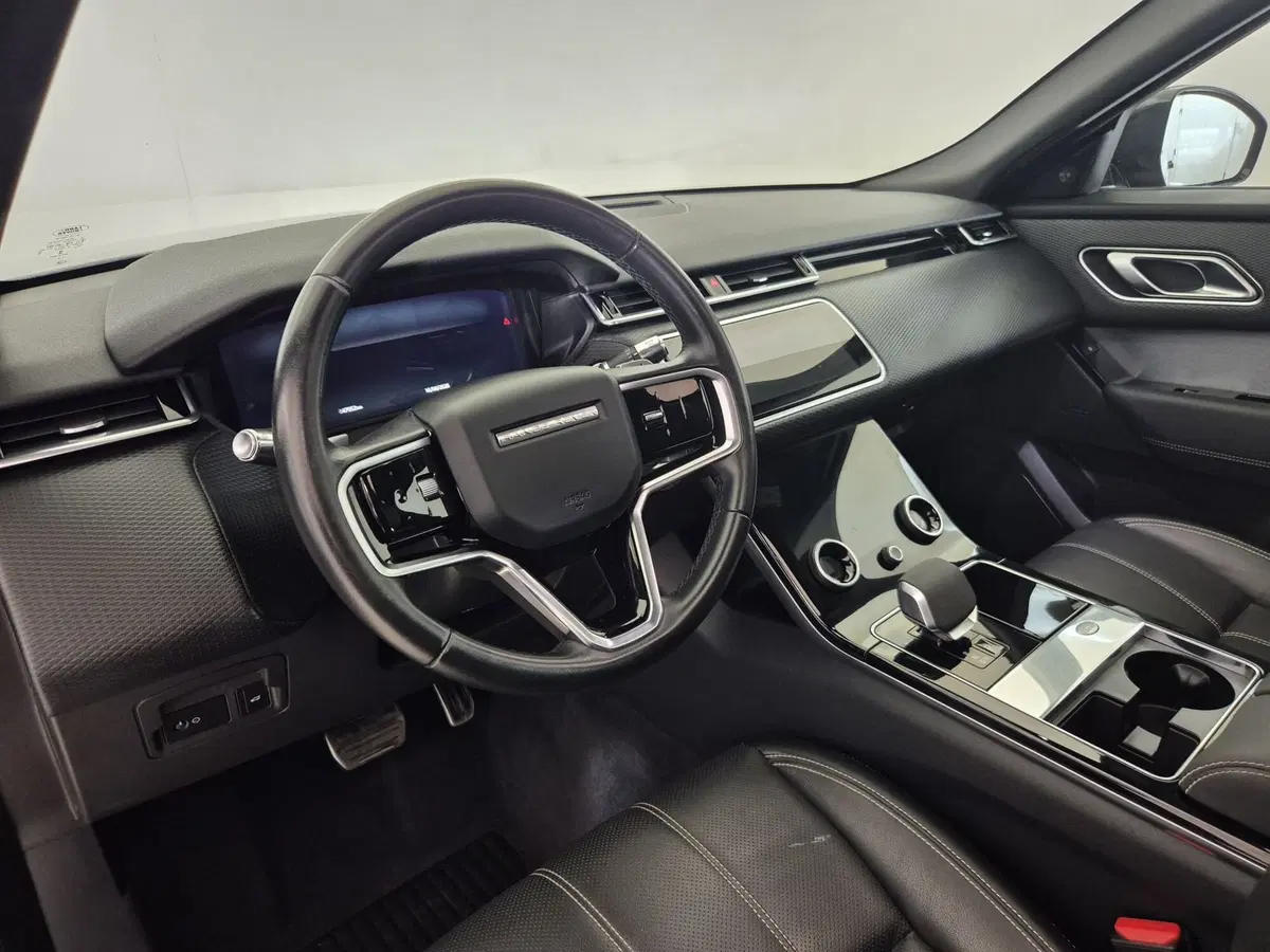 Land Rover Range Rover Velar usata a Torino (17)