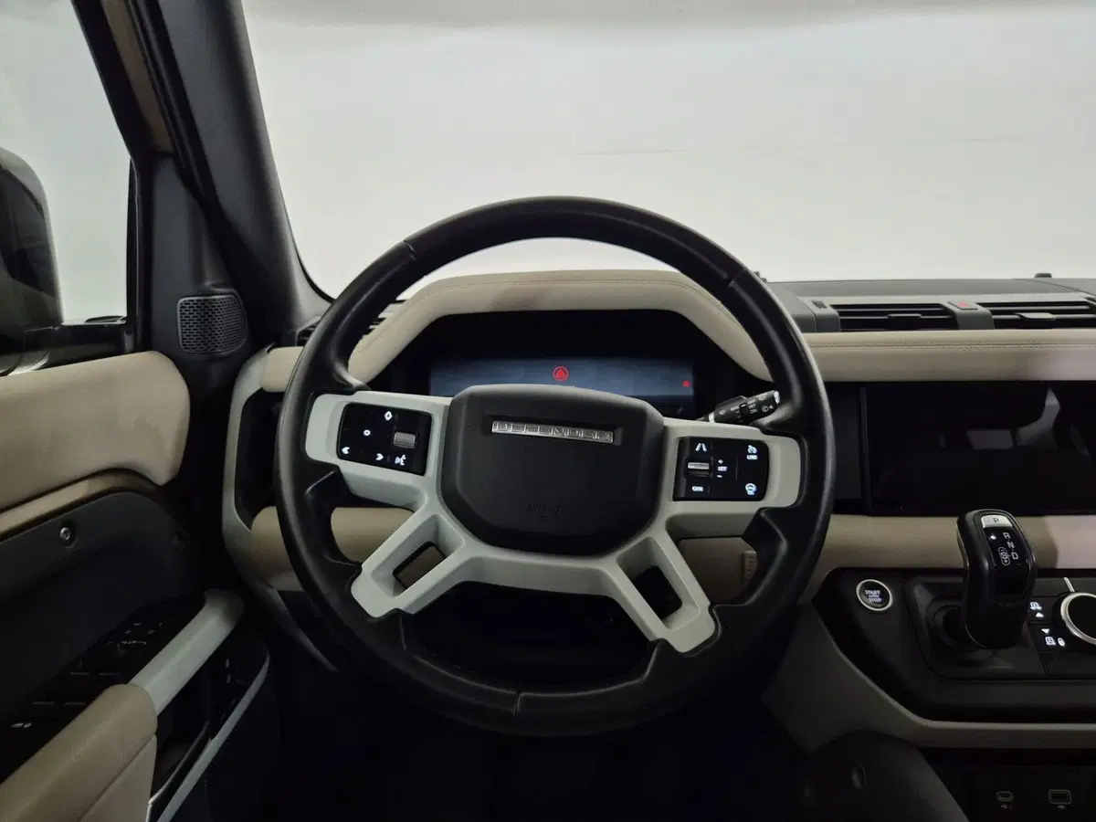 Land Rover Defender usata a Torino (20)
