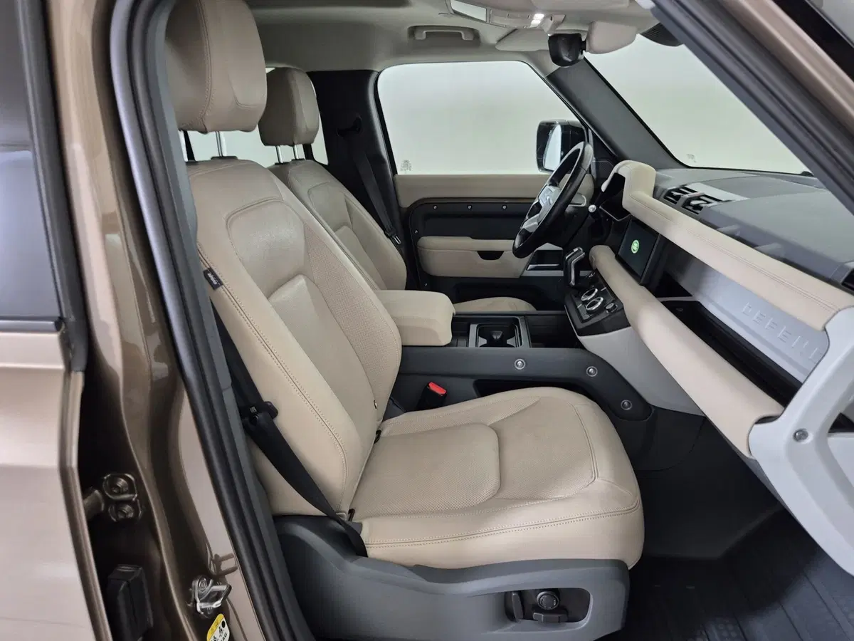 Land Rover Defender usata a Torino (3)
