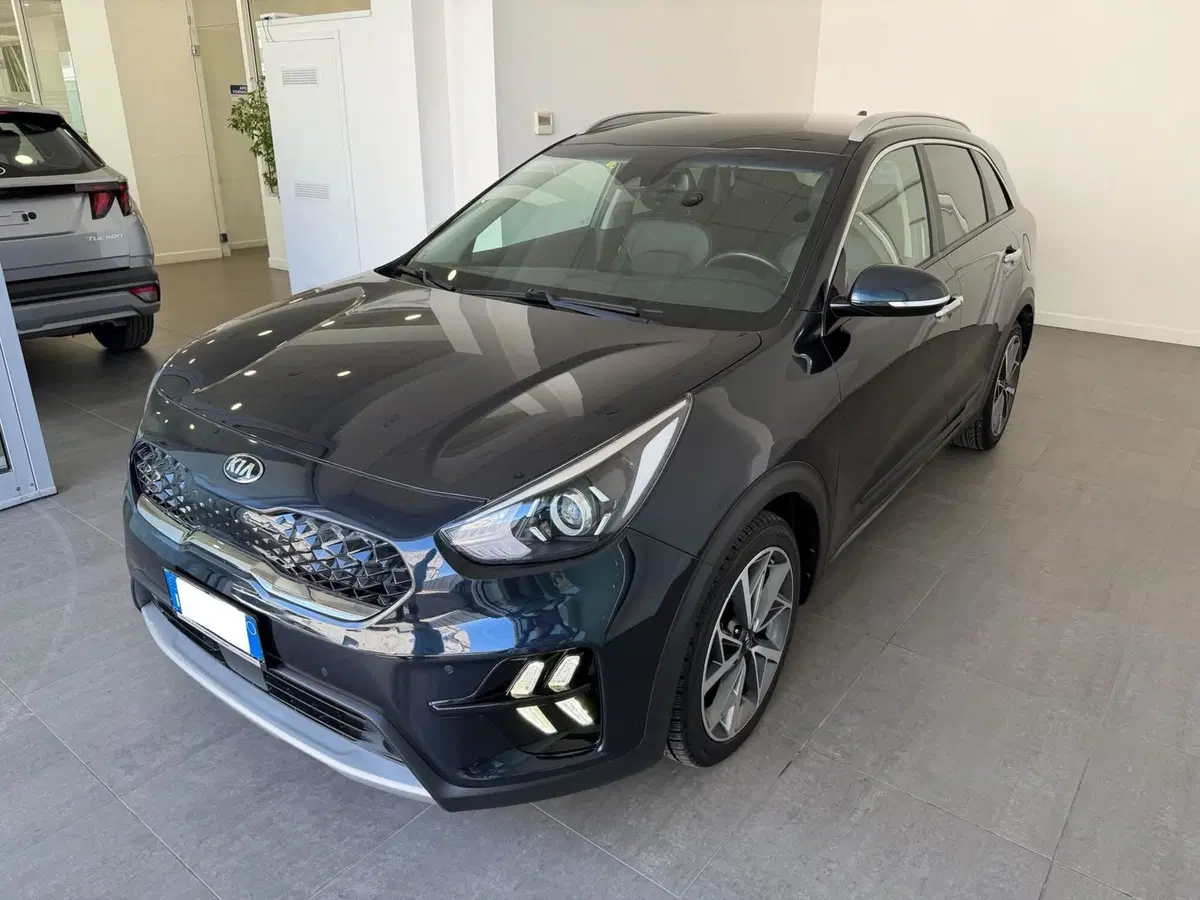 Kia Niro usata a Napoli (2)