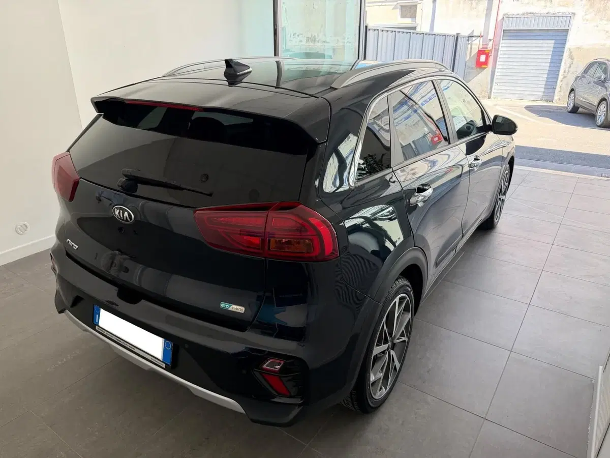 Kia Niro usata a Napoli (5)