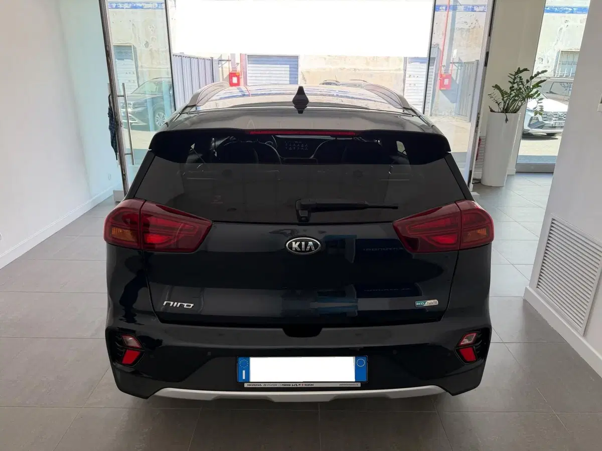 Kia Niro usata a Napoli (6)