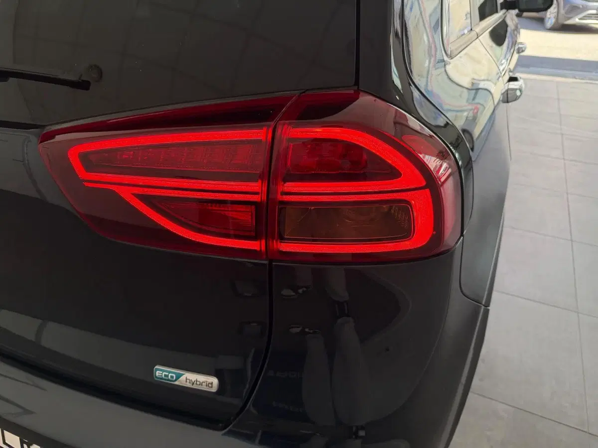 Kia Niro usata a Napoli (7)