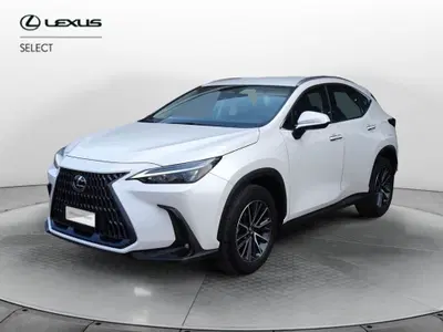 Lexus NX 350h 2.5 Business 4wd e-cvt del 2025 usata a Venezia