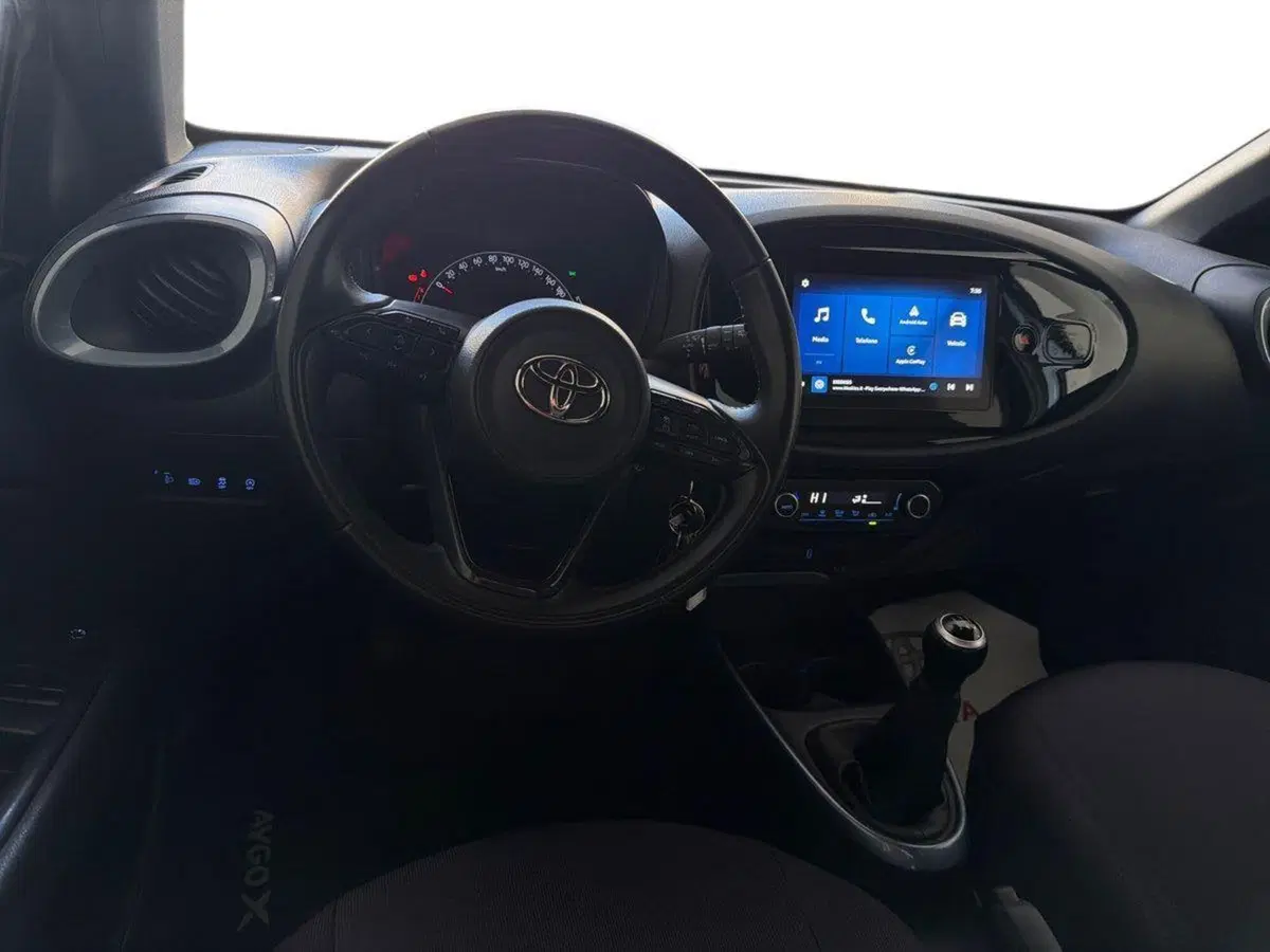 Toyota Aygo X usata a Catania (7)