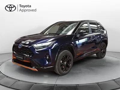 Toyota Rav4 HV (218CV) E-CVT 2WD Style del 2024 usata a San Fior