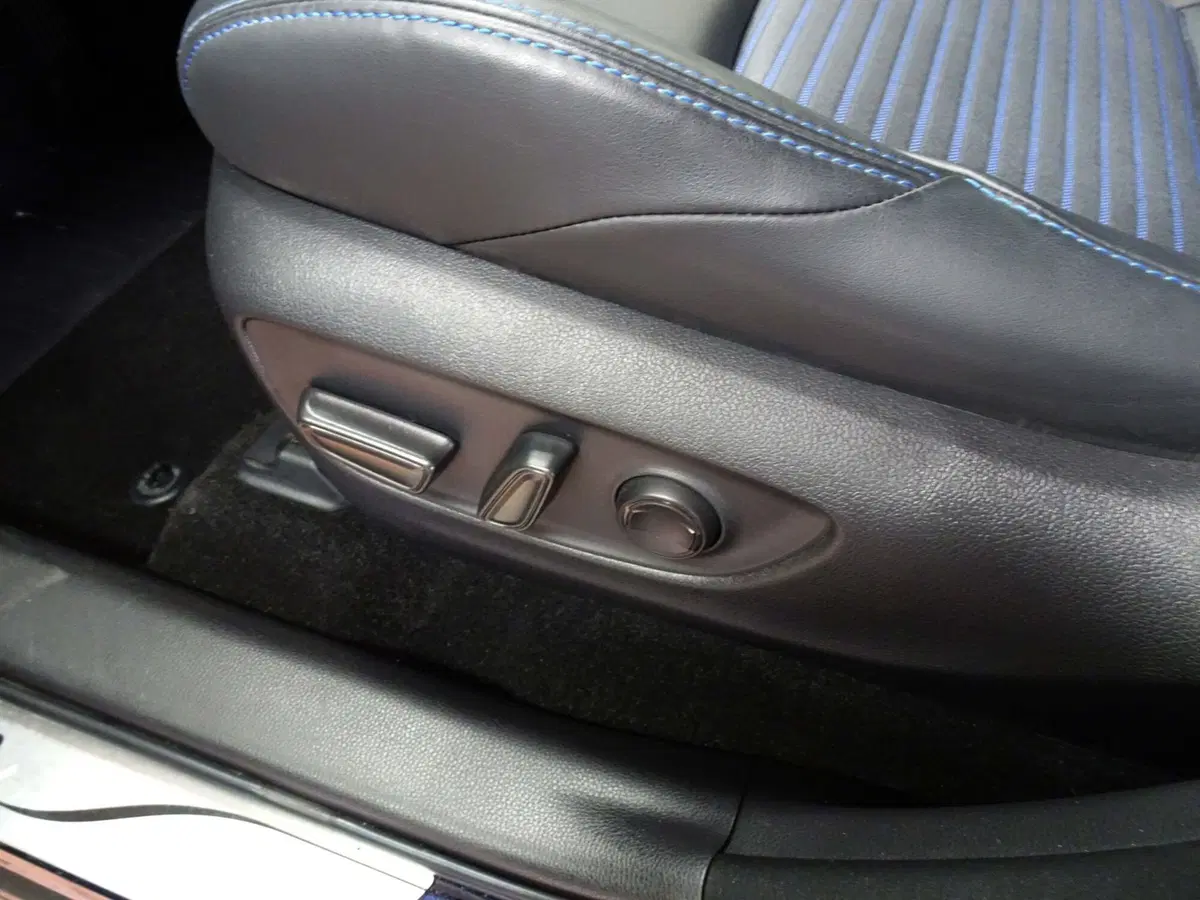 Toyota Rav4 usata a Treviso (13)