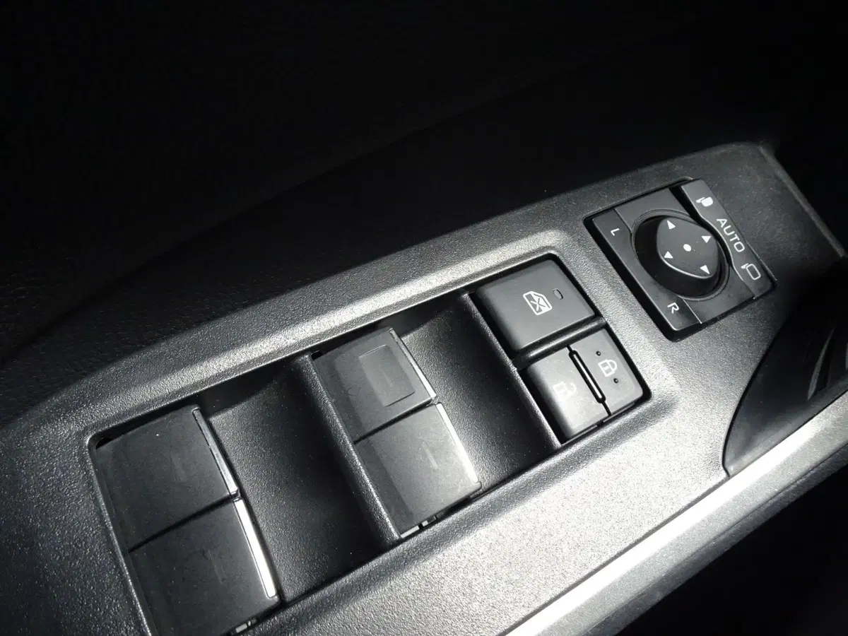Toyota Rav4 usata a Treviso (16)