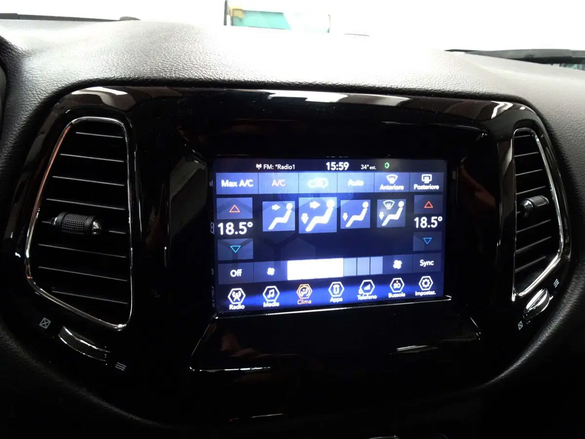 Jeep Compass usata a Treviso (15)