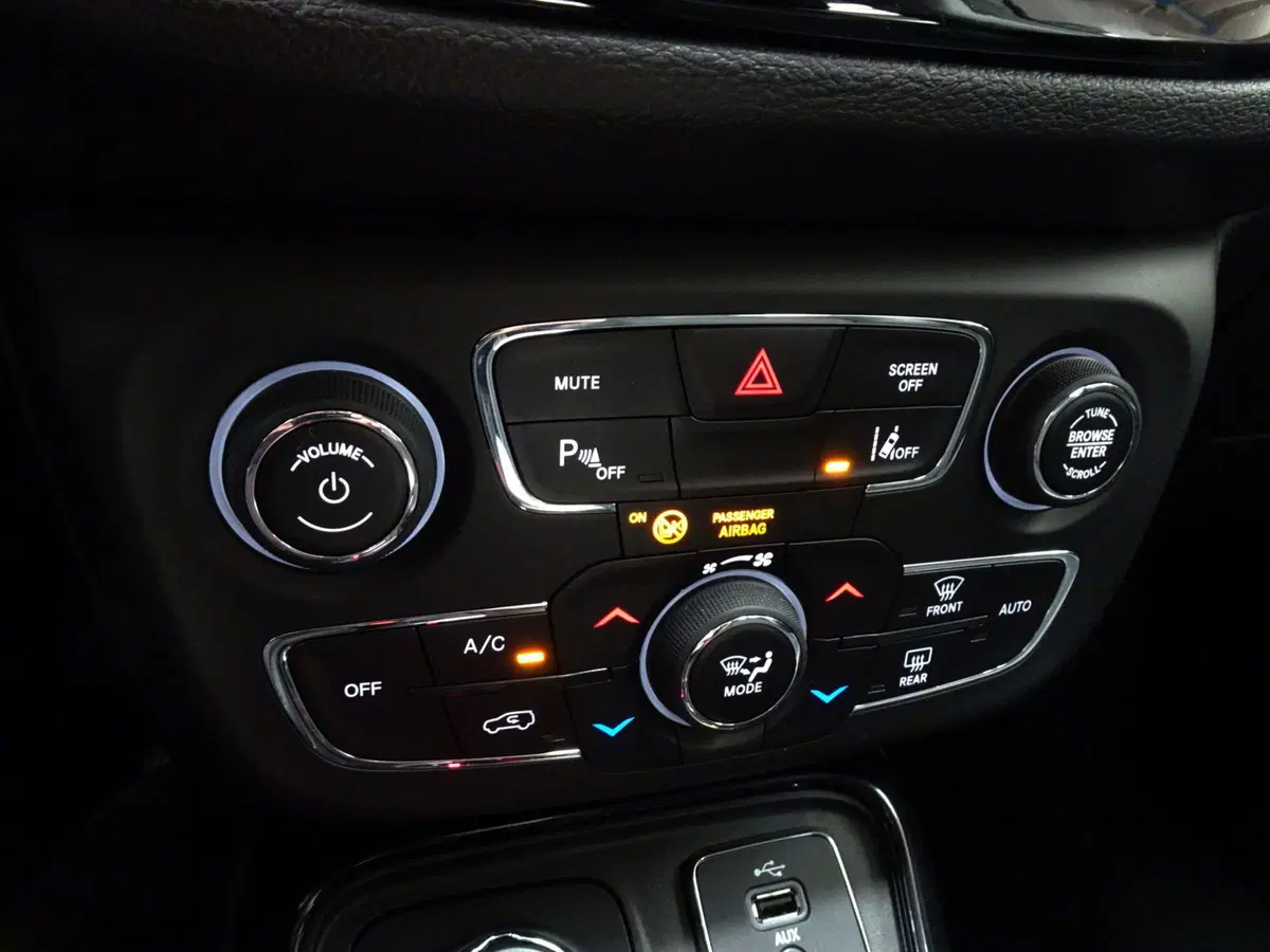 Jeep Compass usata a Treviso (16)