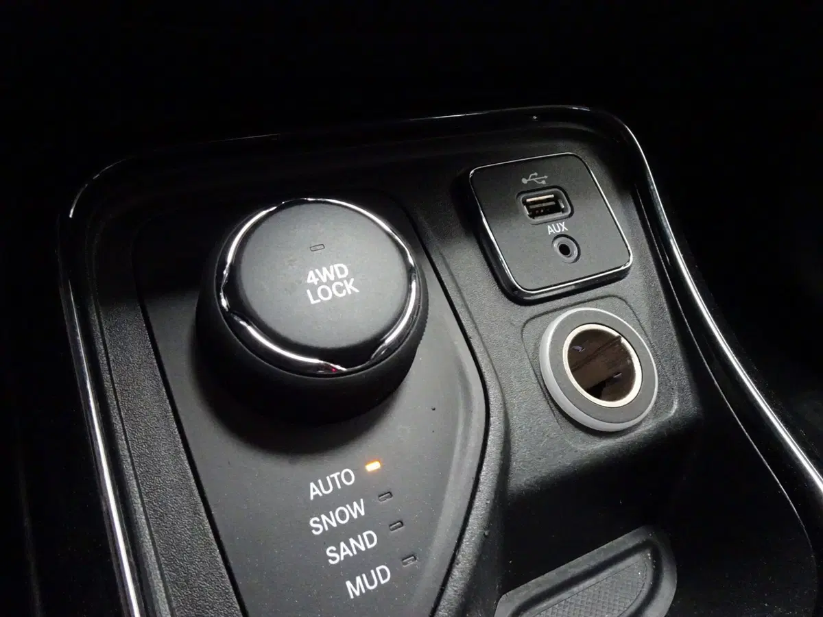 Jeep Compass usata a Treviso (17)