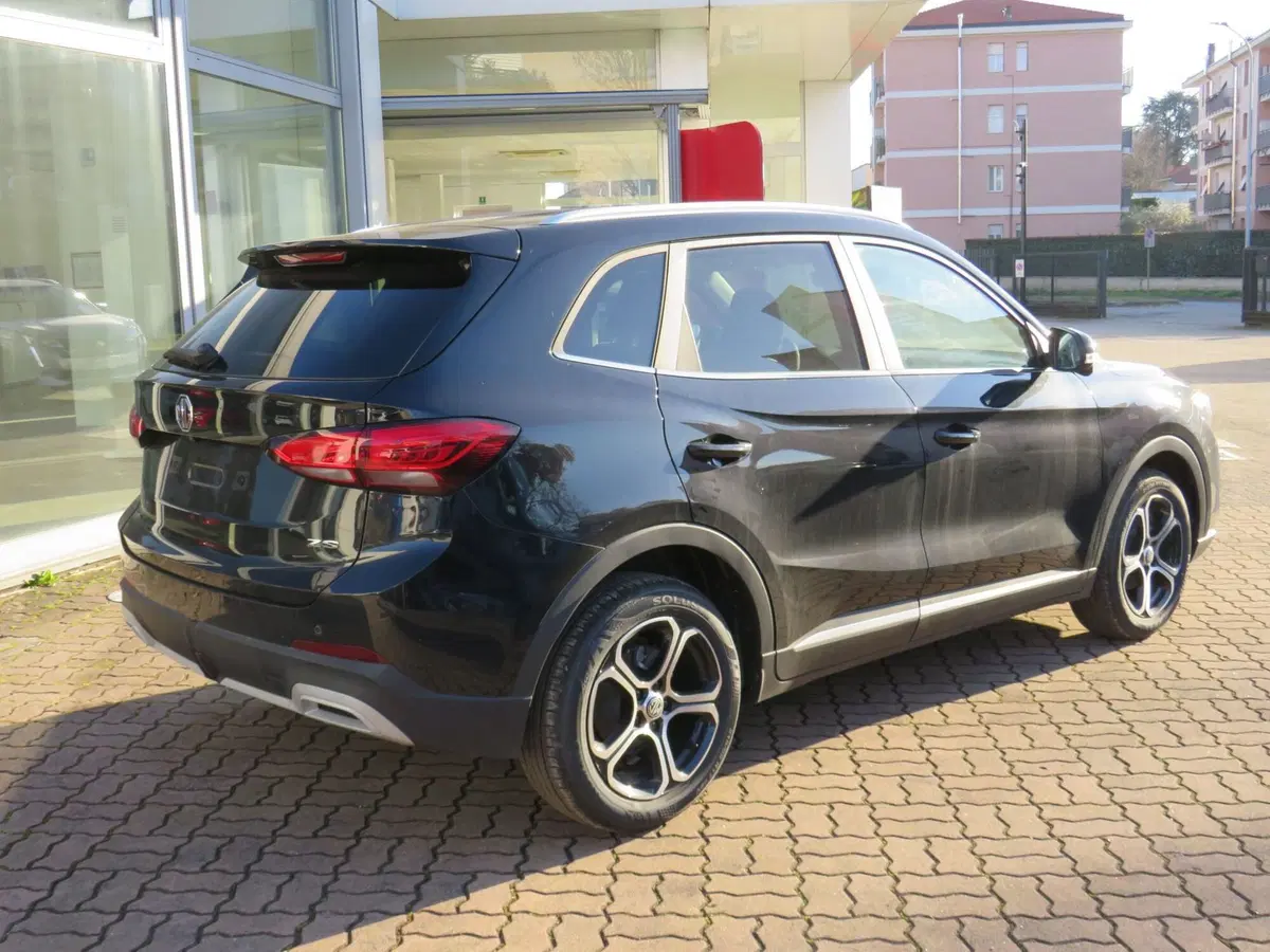 Mg ZS nuova a Monza e Brianza (3)