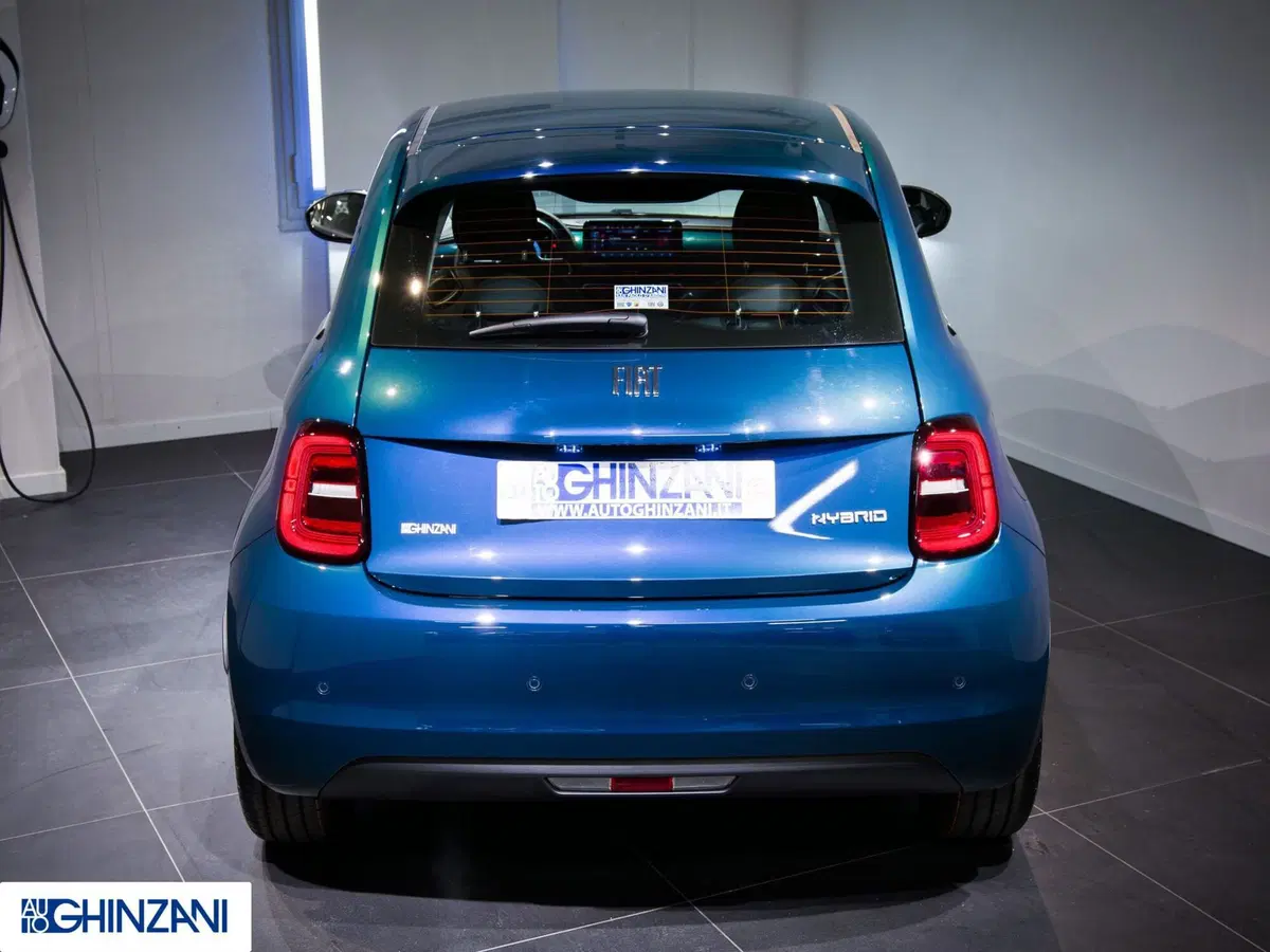 Fiat 500 nuova a Bergamo (5)