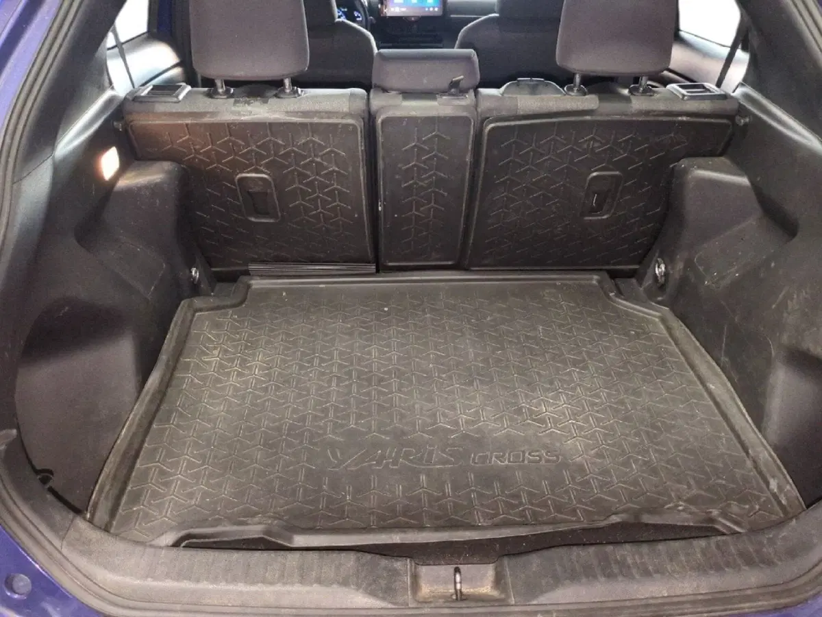 Toyota Yaris Cross usata a Milano (10)
