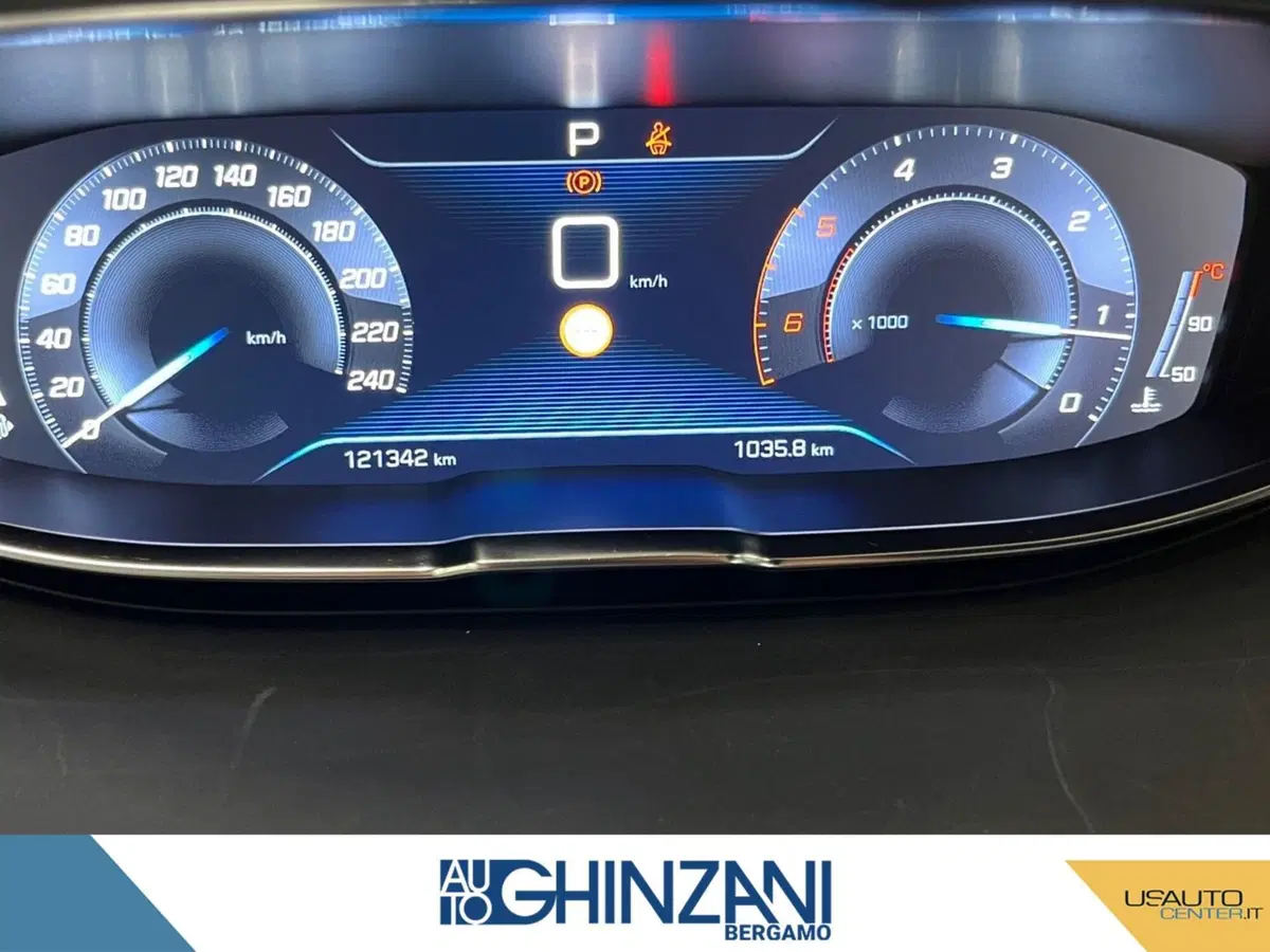 Peugeot 5008 usata a Bergamo (11)