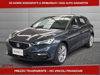 SEAT Leon 1.0 eTSI 110 CV DSG Xcellence nuova a Vasto