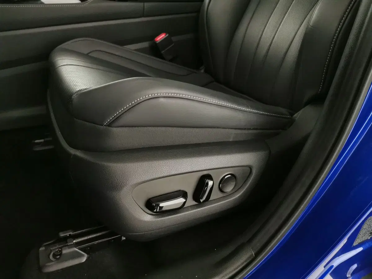 Lexus NX usata a Chieti (15)