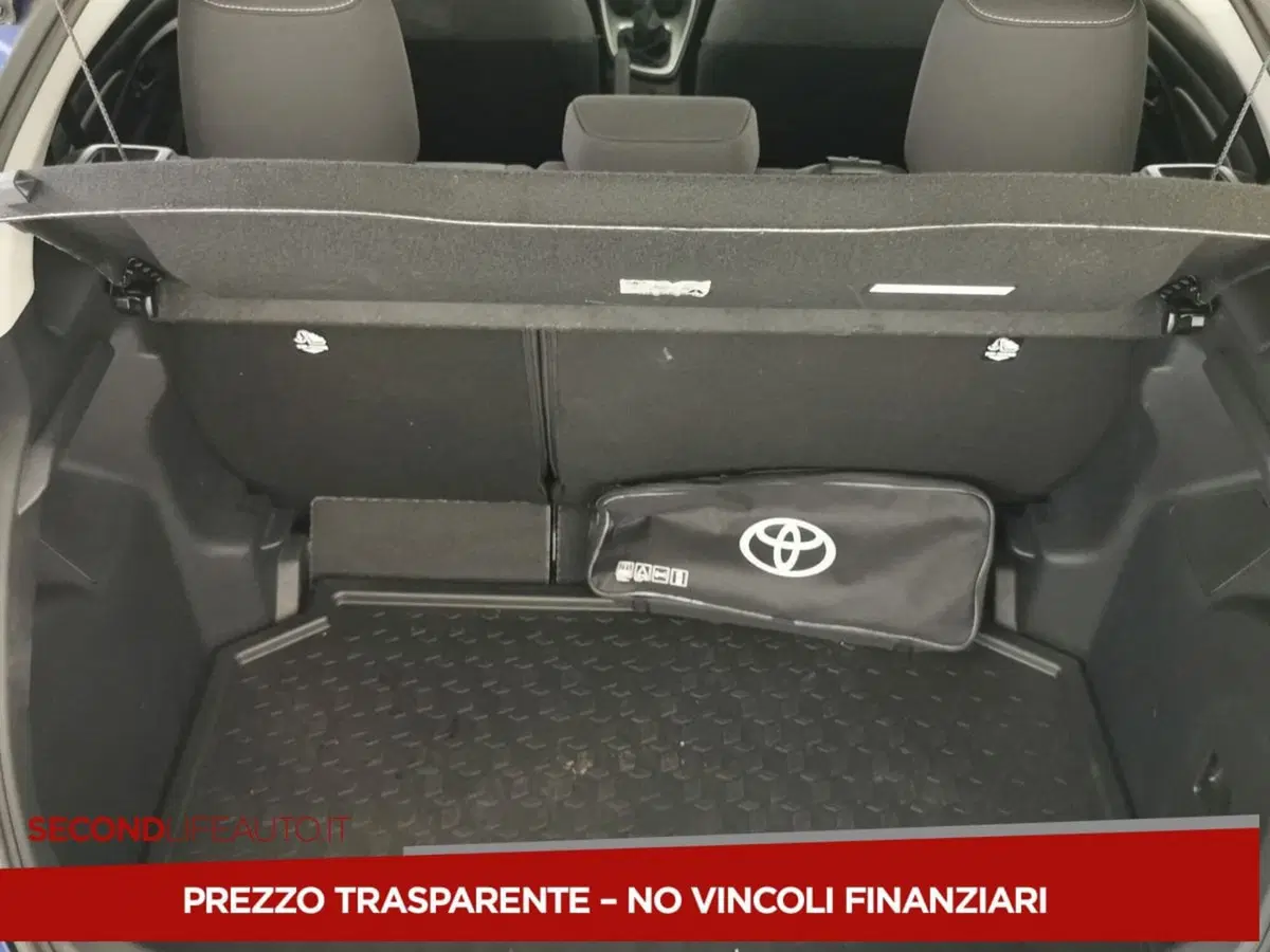 Toyota Yaris usata a Chieti (17)