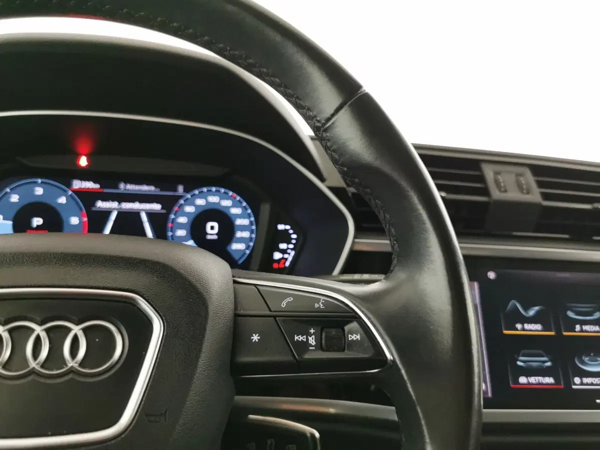 Audi Q3 Sportback usata a Chieti (9)