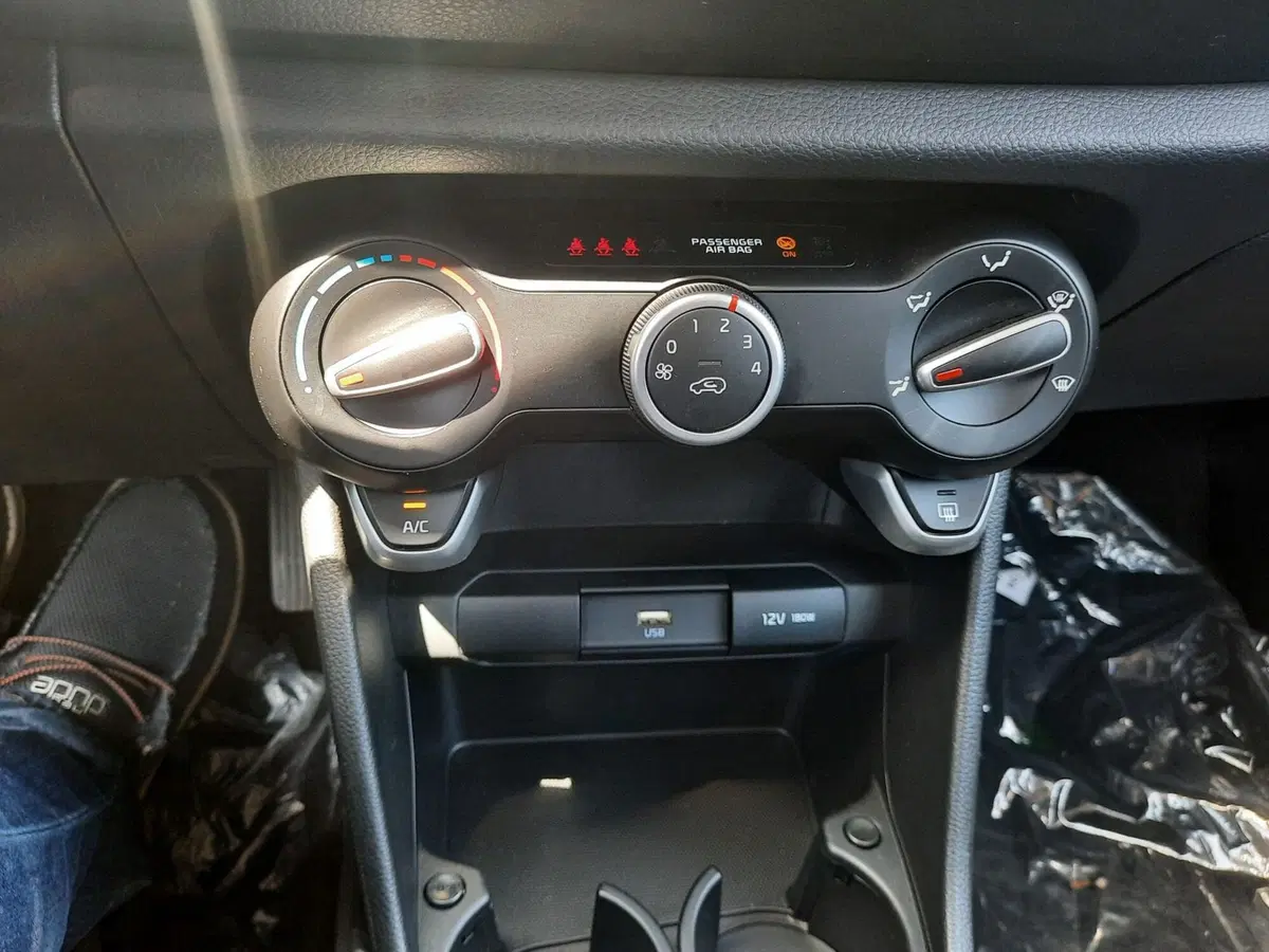 Kia Picanto usata a La Spezia (17)
