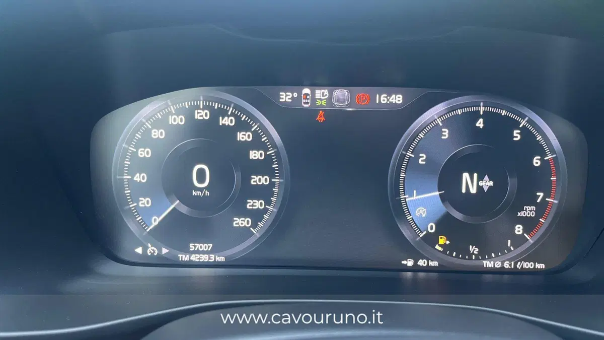 Volvo XC40 usata a Ferrara (12)