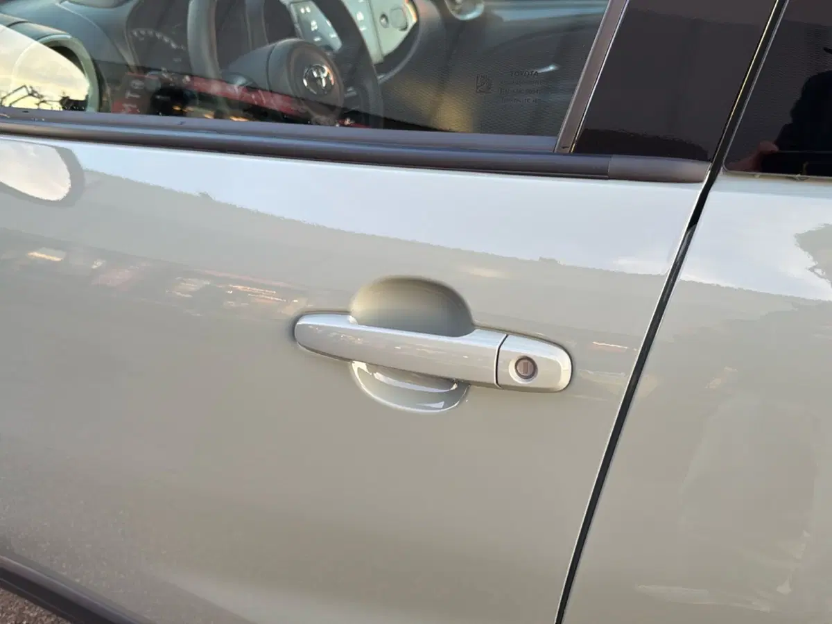 Toyota Aygo X nuova a Mantova (11)
