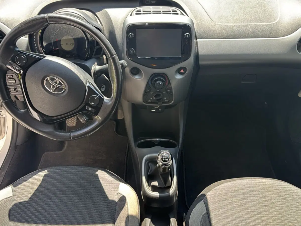 Toyota Aygo usata a Bologna (9)