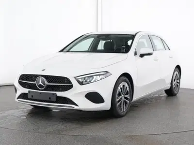 Mercedes-Benz Classe A Sedan 180 Progressive Advanced Plus auto del 2025 usata a Dormelletto