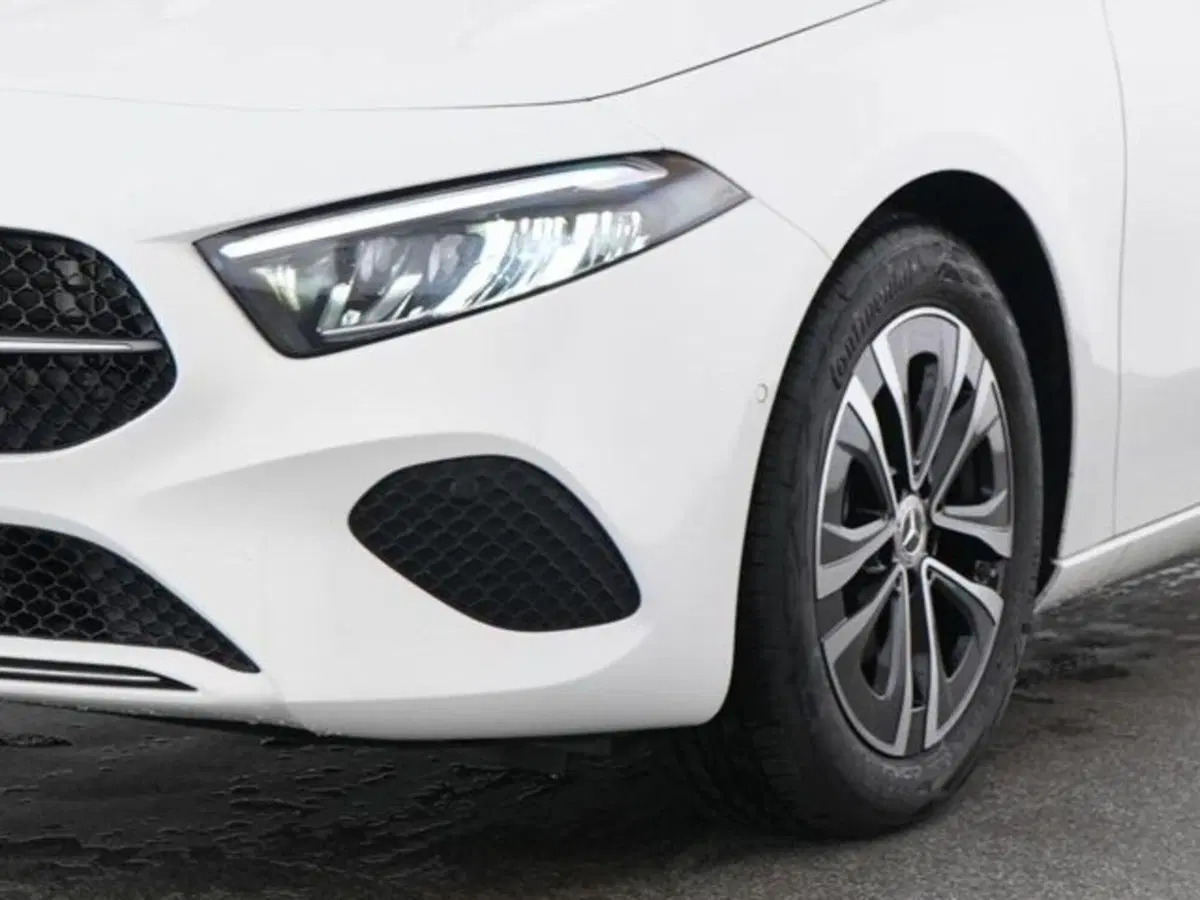 Mercedes-Benz Classe A Sedan usata a Novara (6)